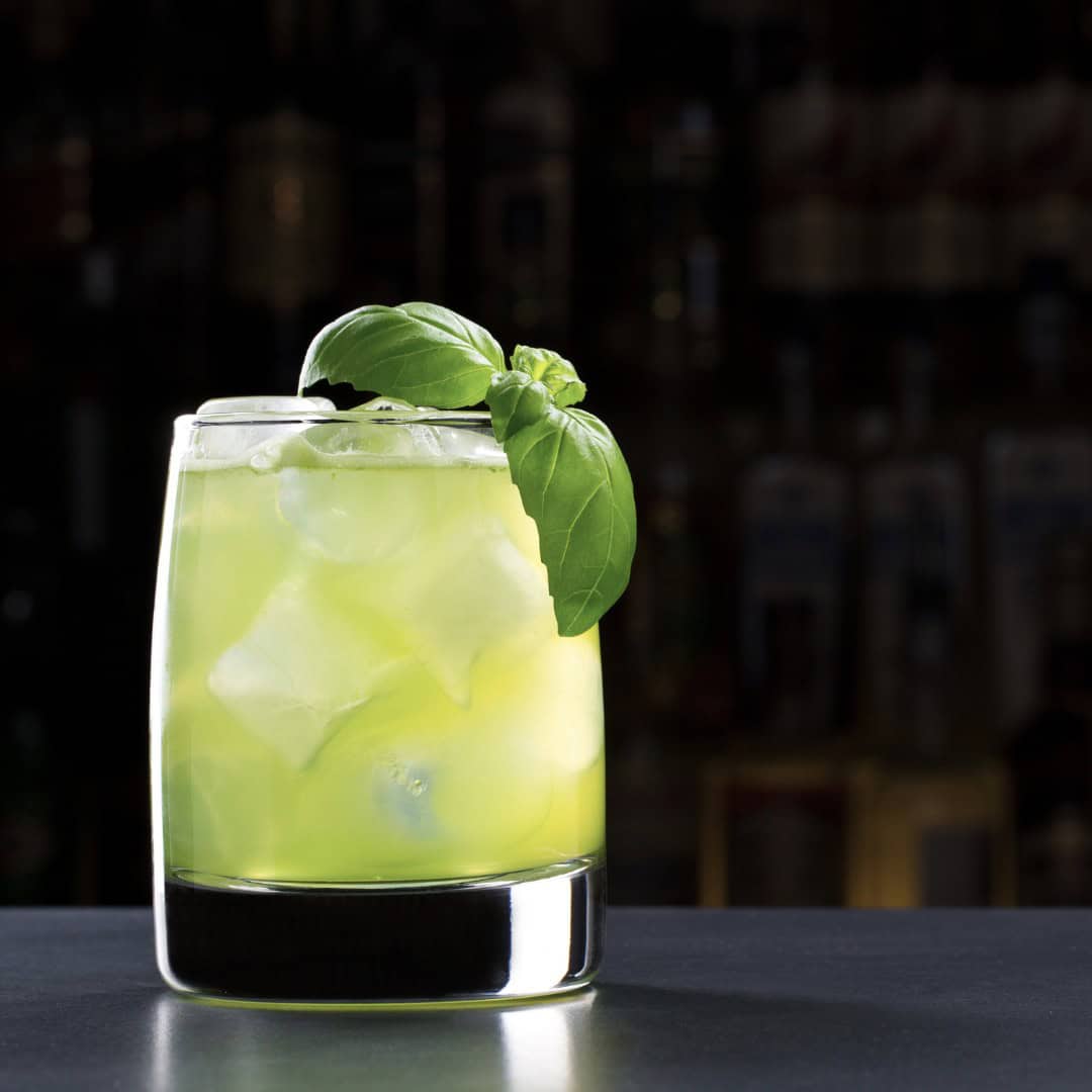 Enzo cocktail recette basilic raisins